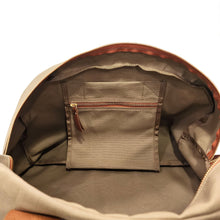 Load image into Gallery viewer, Weekender in Khaki